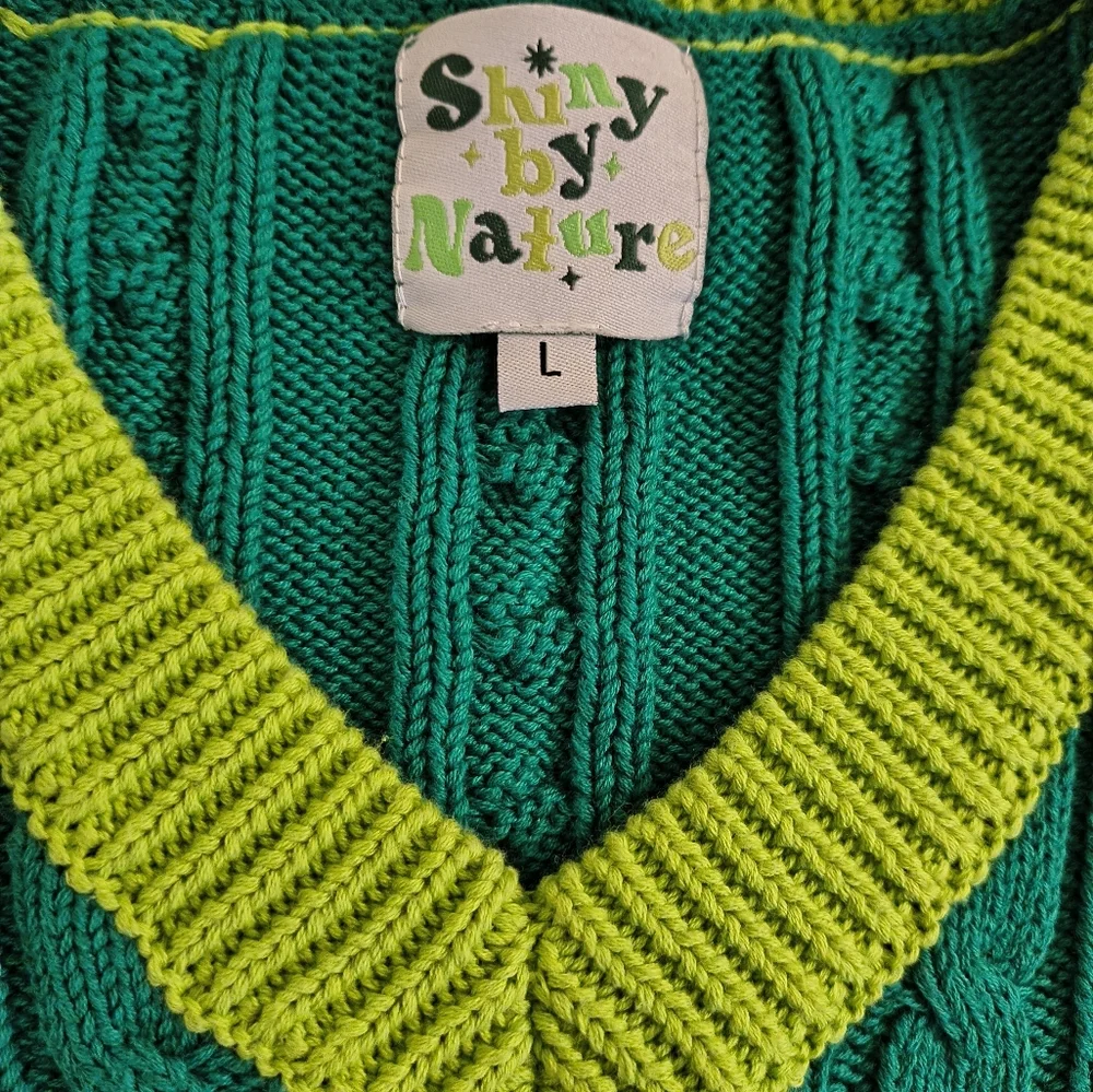 Shiny By Nature Green Cable Knit Cropped Sweater Vest Size Large - Picture 3 of 4